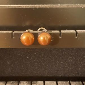 Brown pearl earrings